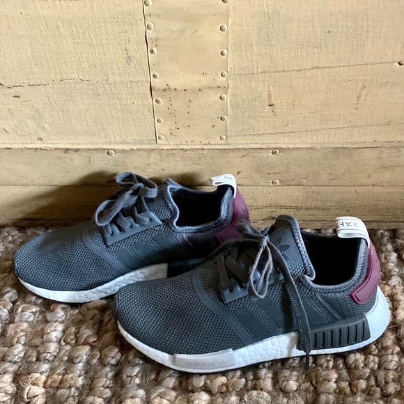 ADIDAS NMD R1 OLIVE GREEN GRAY WORKOUT SNEAKERS NWOB - Picture 2 of 15